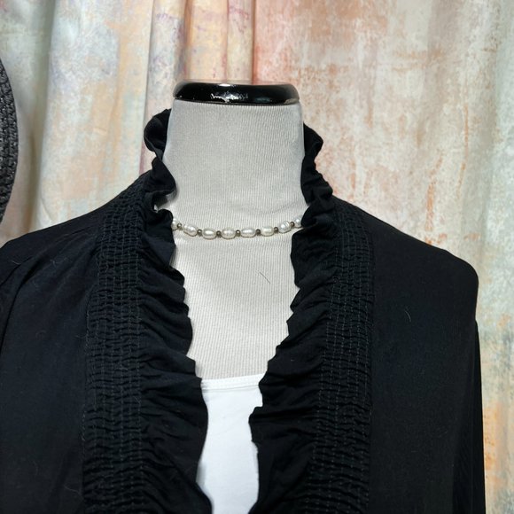 📌The Pyramid Collection Black  Open Front Plus Size Rayon Cardigan - Picture 4 of 14